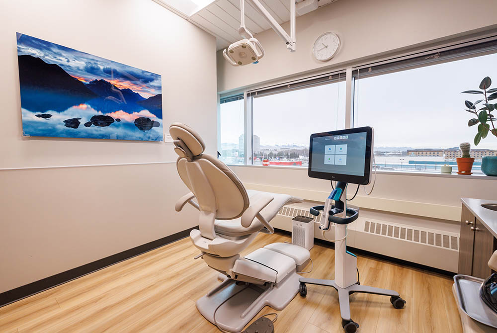 Content_0000s_0009_Aurora Family Dentistry_Office-64