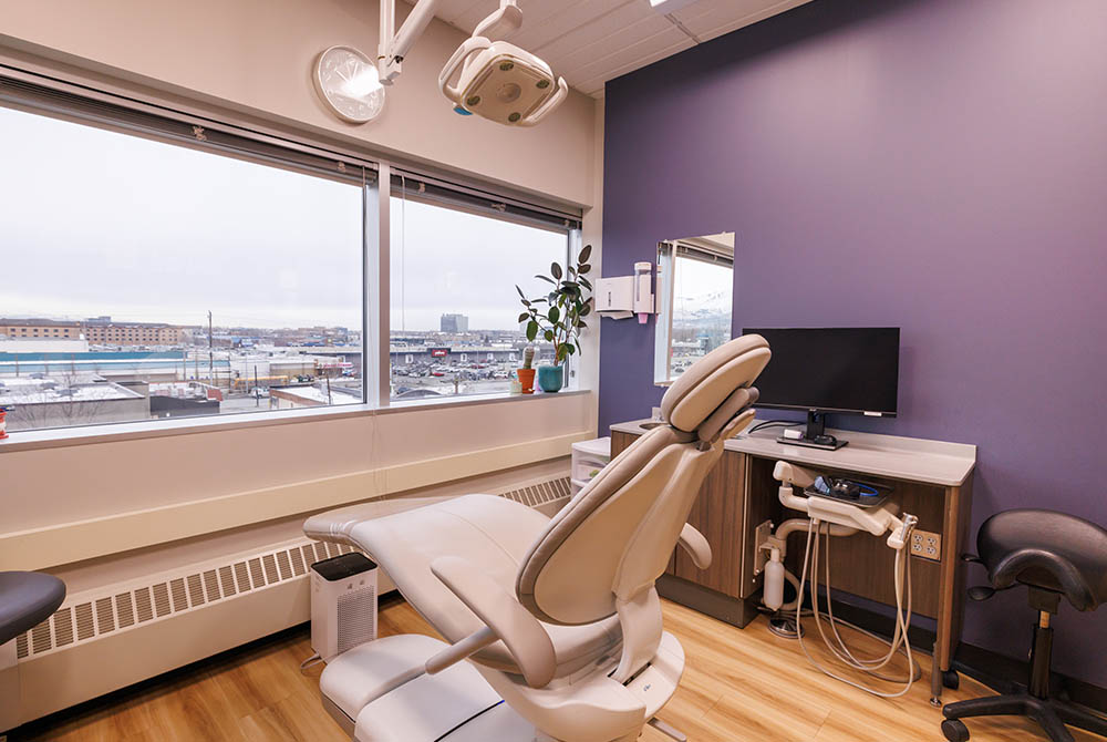 Content_0000s_0012_Aurora Family Dentistry_Office-38