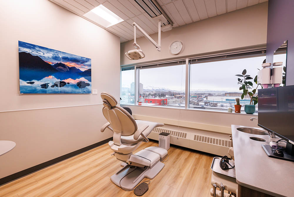 Content_0000s_0013_Aurora Family Dentistry_Office-35